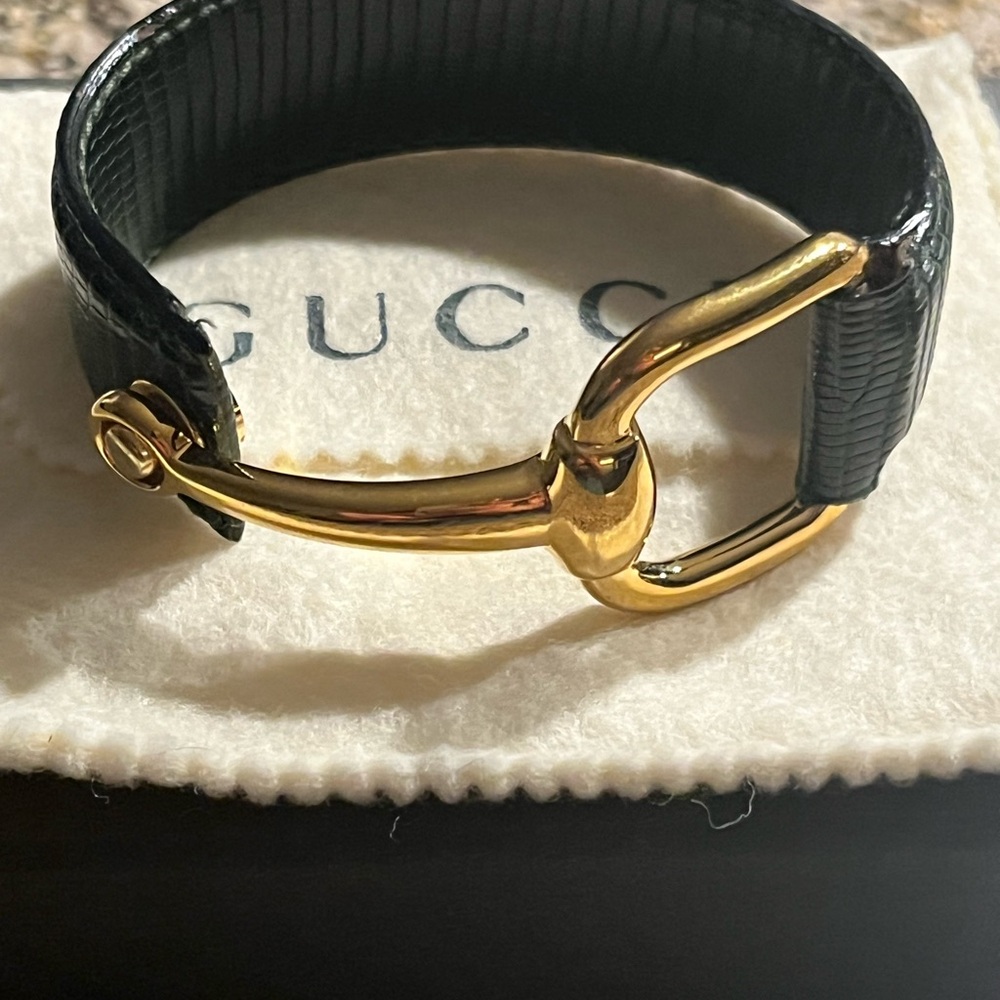 Sold. Gucci Green Horse Bit  Lizard Leather Bracelet - COA